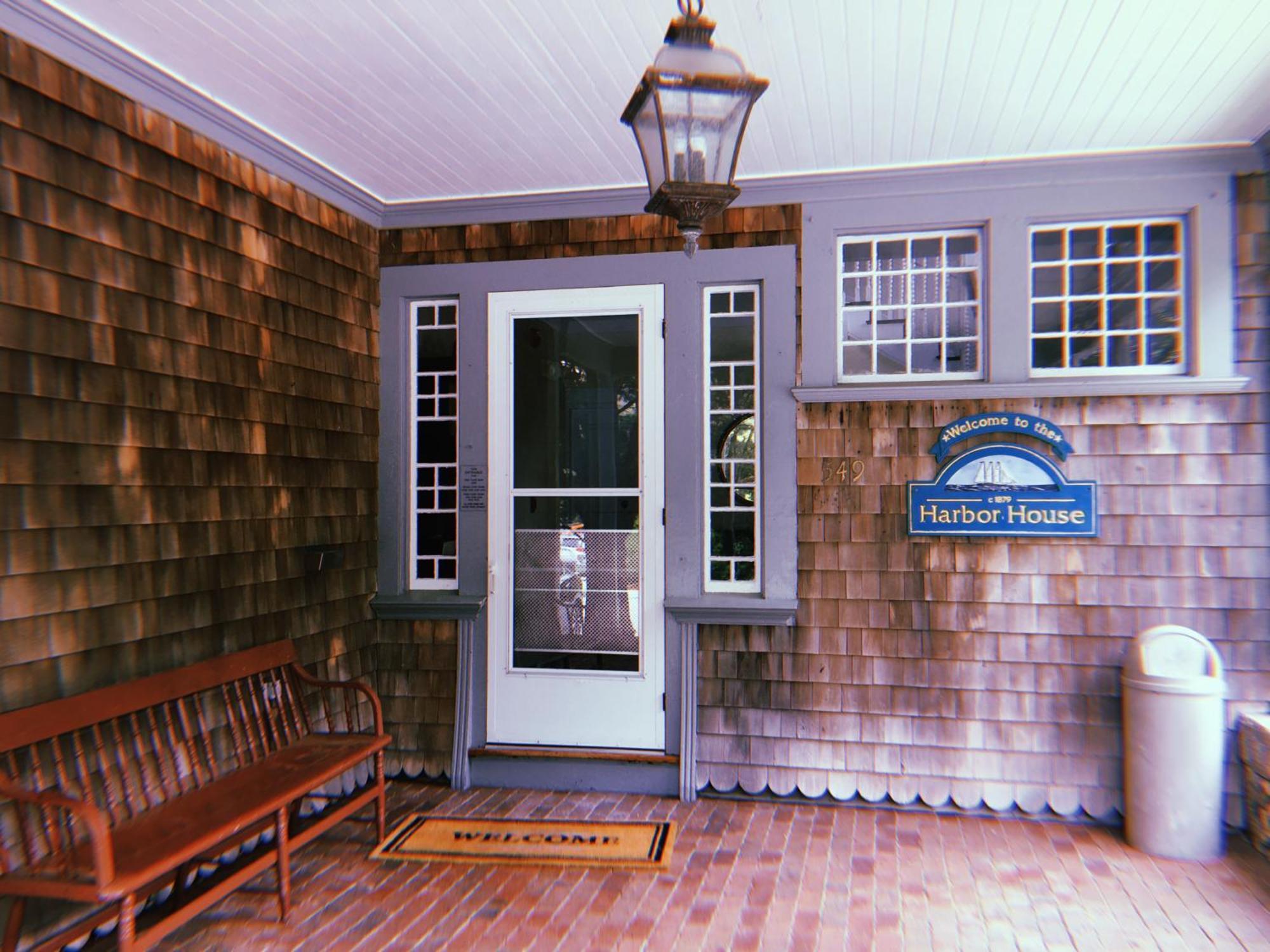 Sands Of Time Motor Inn & Harbor House Woods Hole Exterior photo
